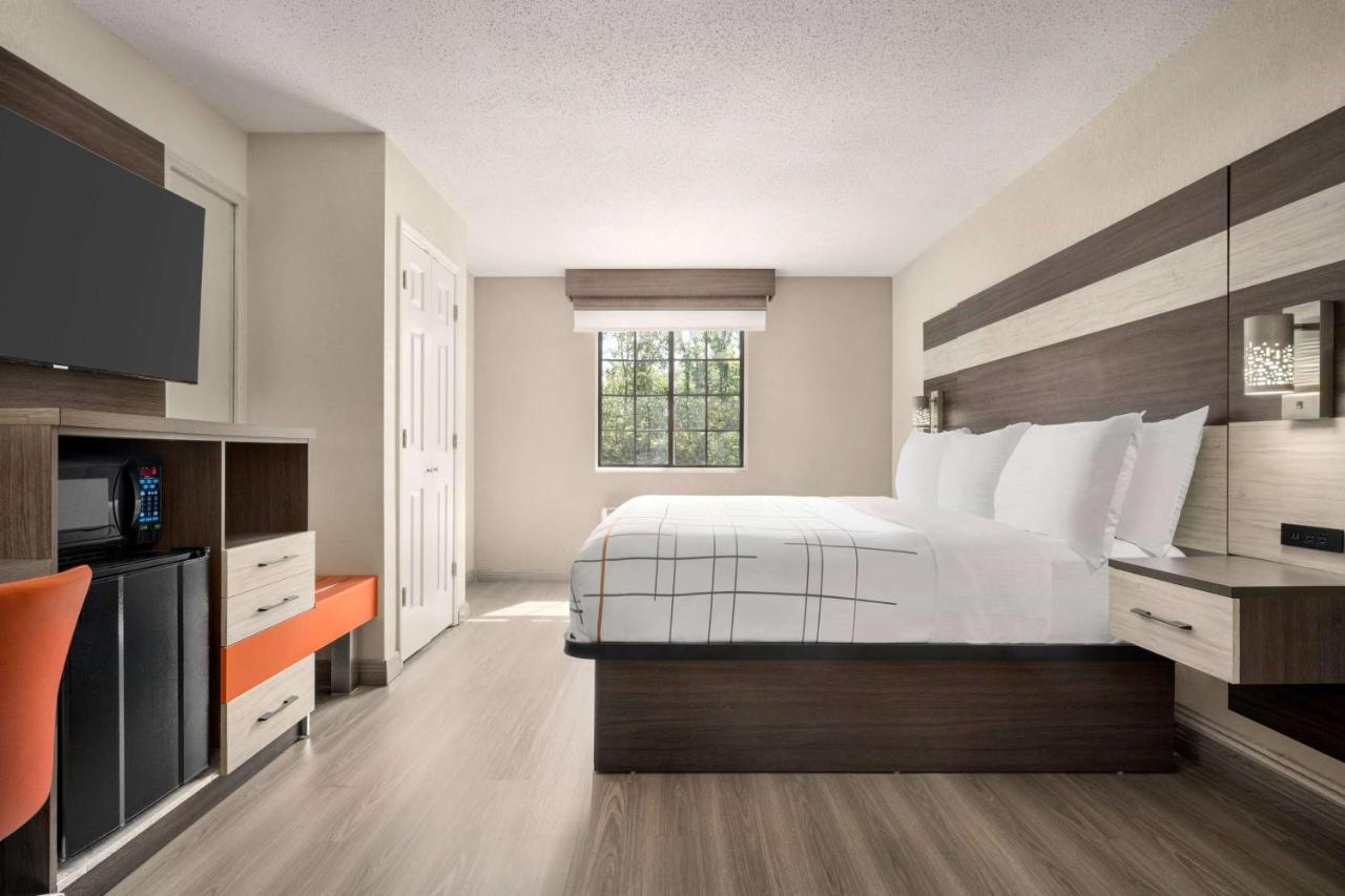 La Quinta Inn Lexington-Horse Park Εξωτερικό φωτογραφία